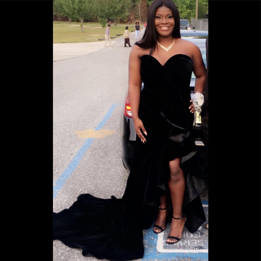 Prom Dress - Picture 4 of 4